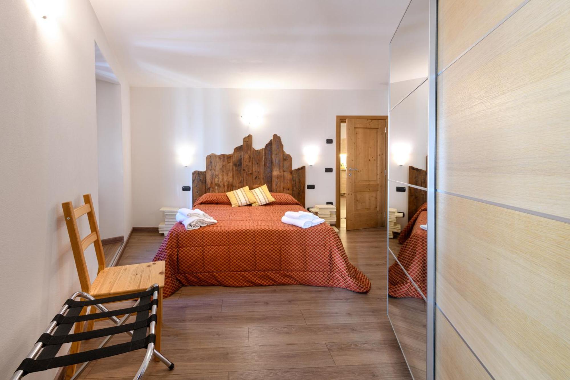 Hotel Garni Le Corti Grosotto Bagian luar foto