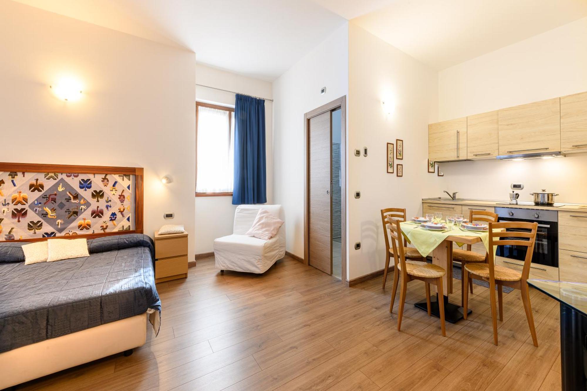 Hotel Garni Le Corti Grosotto Bagian luar foto