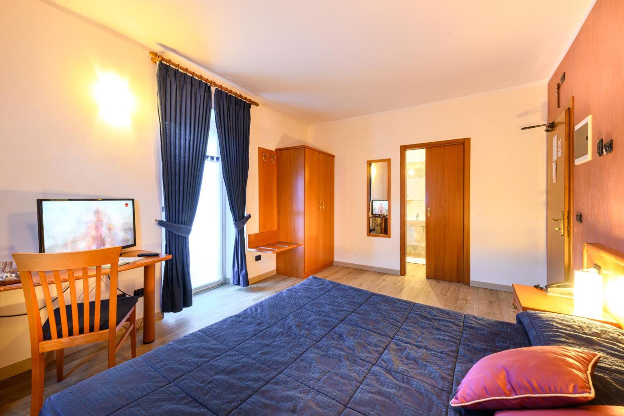 Hotel Garni Le Corti Grosotto Bagian luar foto