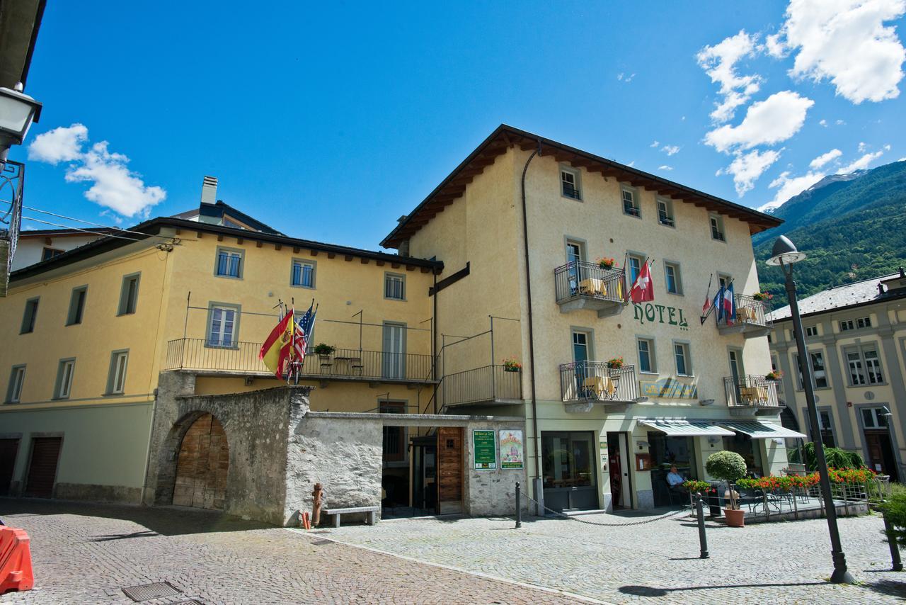 Hotel Garni Le Corti Grosotto Bagian luar foto